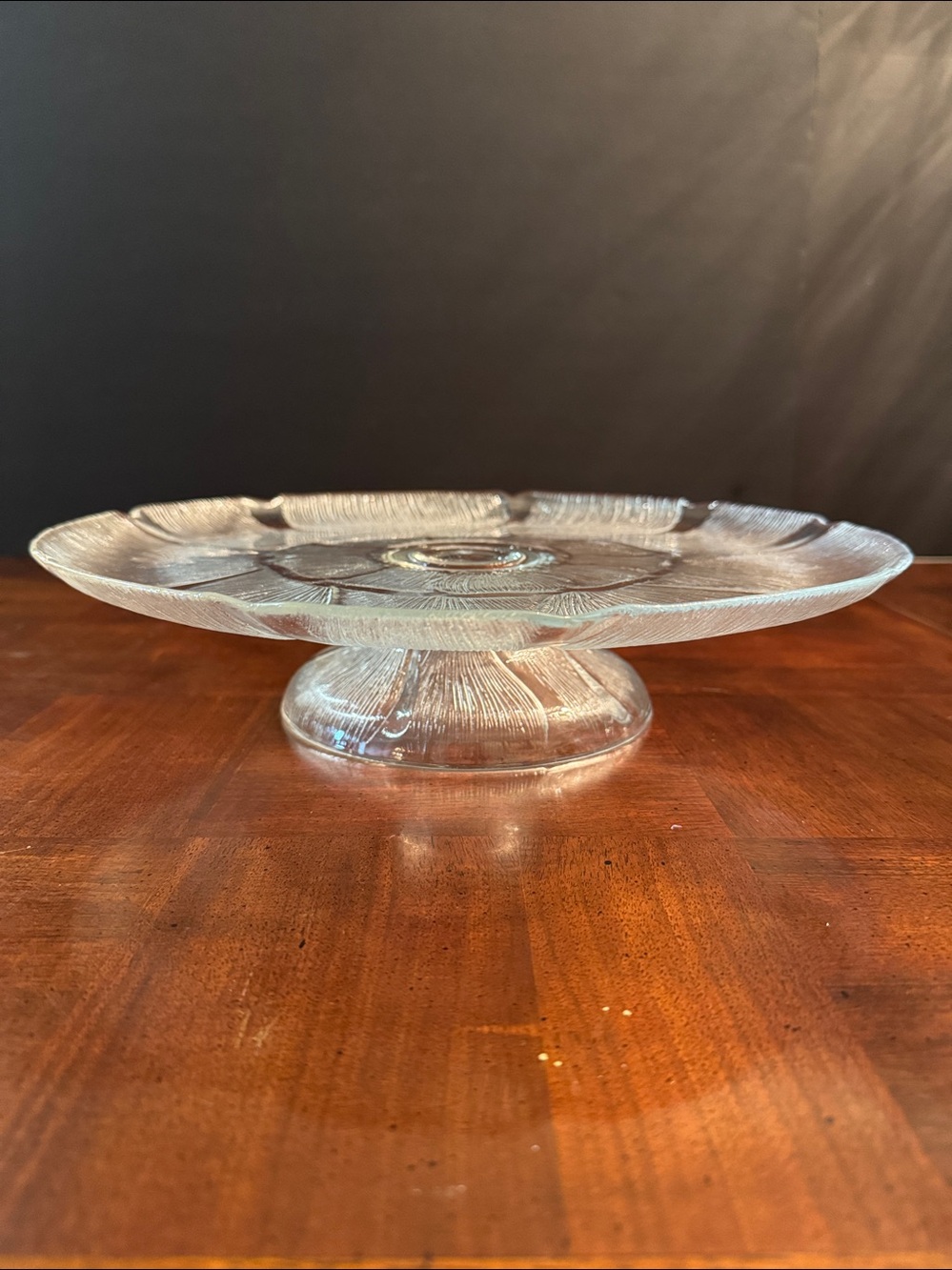 Arcoroc Fleur Footed 13" Platter Serving Dish Made in France Luminarc